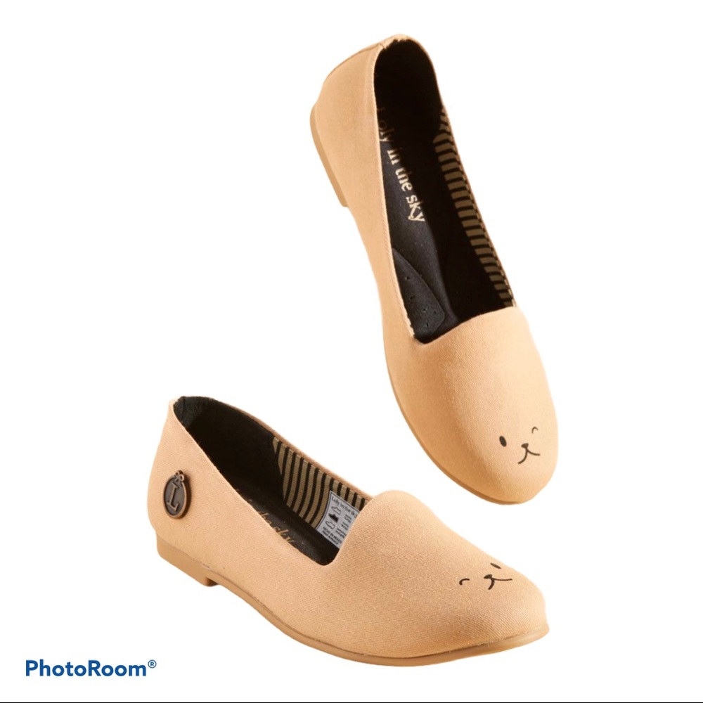 ModCloth tan bear face ballet flats